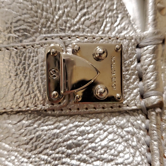 AUTHENTIC Louis Vuitton Silver Studded Driving Loafers EU37.5 PERFECT CONDITION - Picture 5 of 16